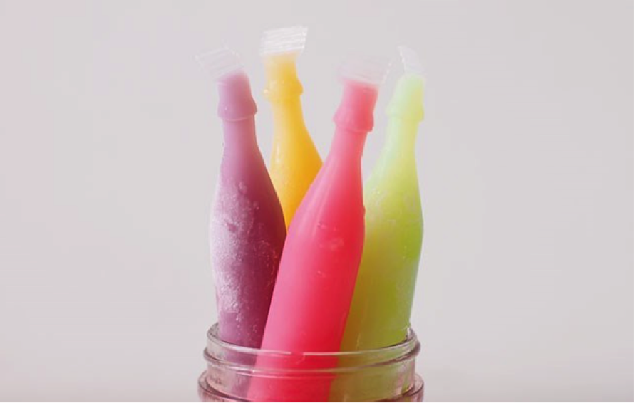Figure 3. Colourful ice pops for a hot day, showing an example of the dietary remedy to ease heat within the body. Eunice Tang. (July 9, 2015). Retrieved from https://sg.openrice.com/en/singapore/article/popsicles-sodas-then-and-now-a1136